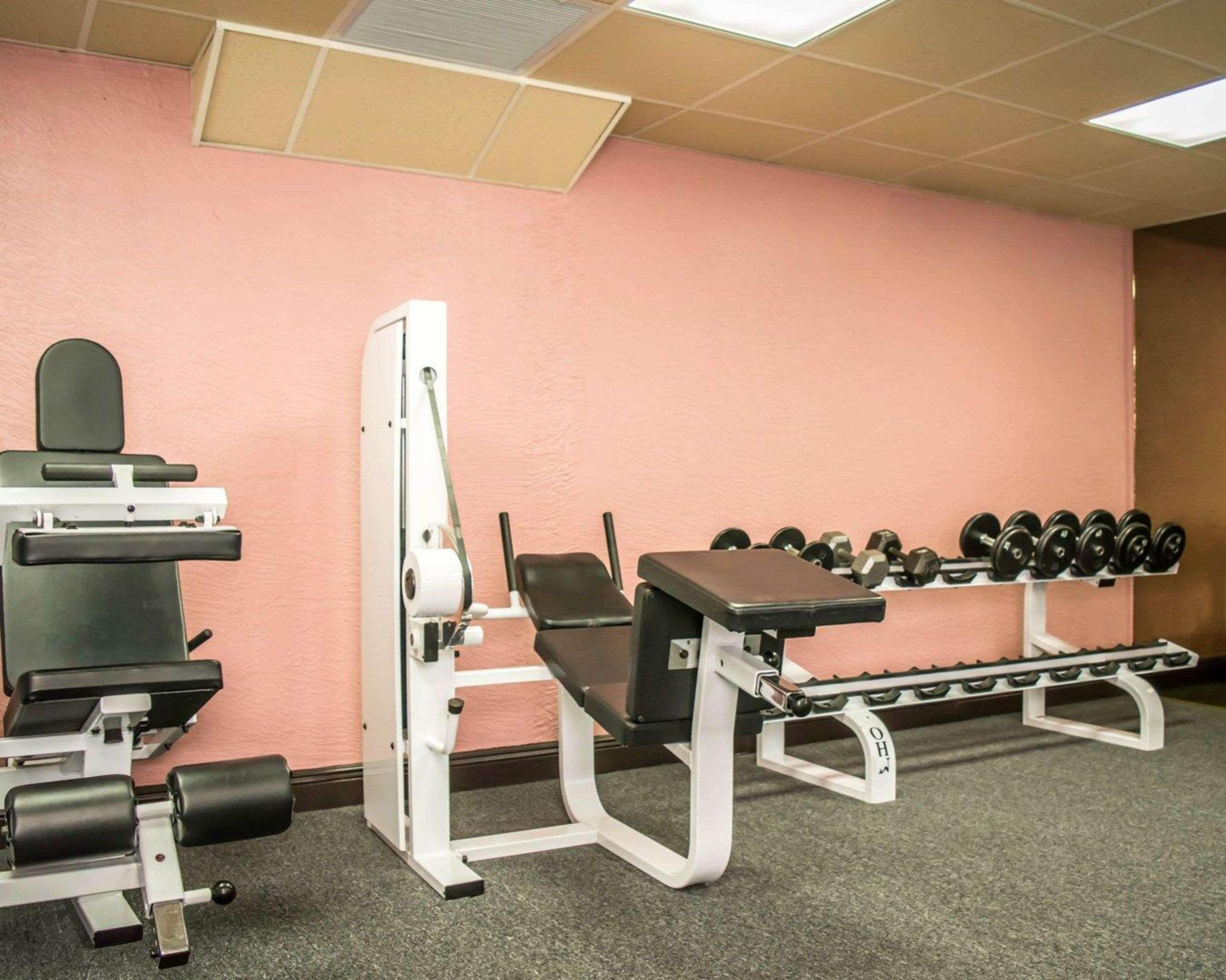 Отель Clarion Pointe Tampa-Brandon Near Fairgrounds And Casino Mango Экстерьер фото