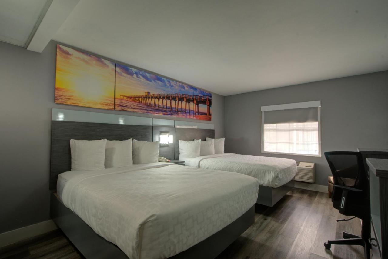 Отель Clarion Pointe Tampa-Brandon Near Fairgrounds And Casino Mango Экстерьер фото