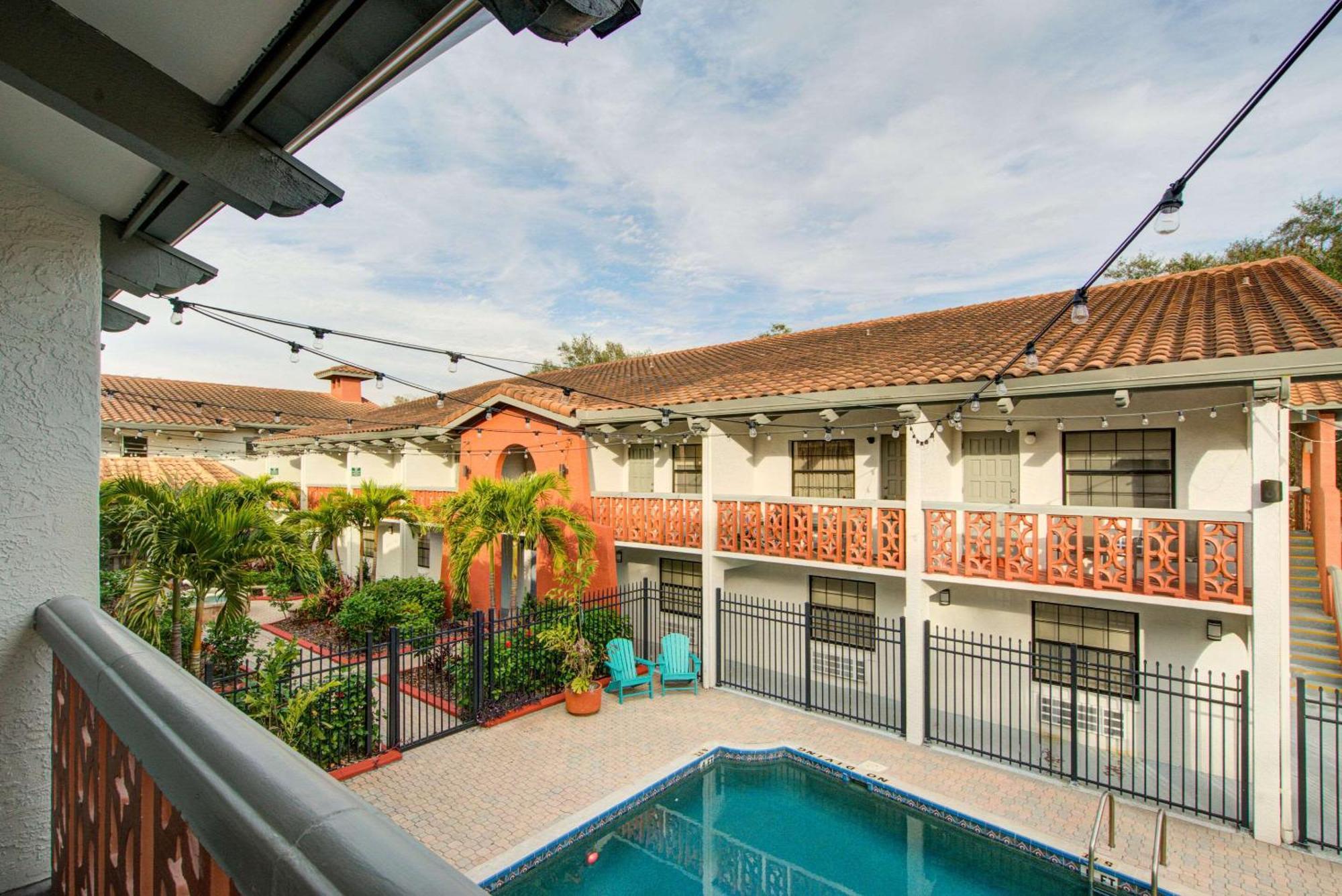 Отель Clarion Pointe Tampa-Brandon Near Fairgrounds And Casino Mango Экстерьер фото