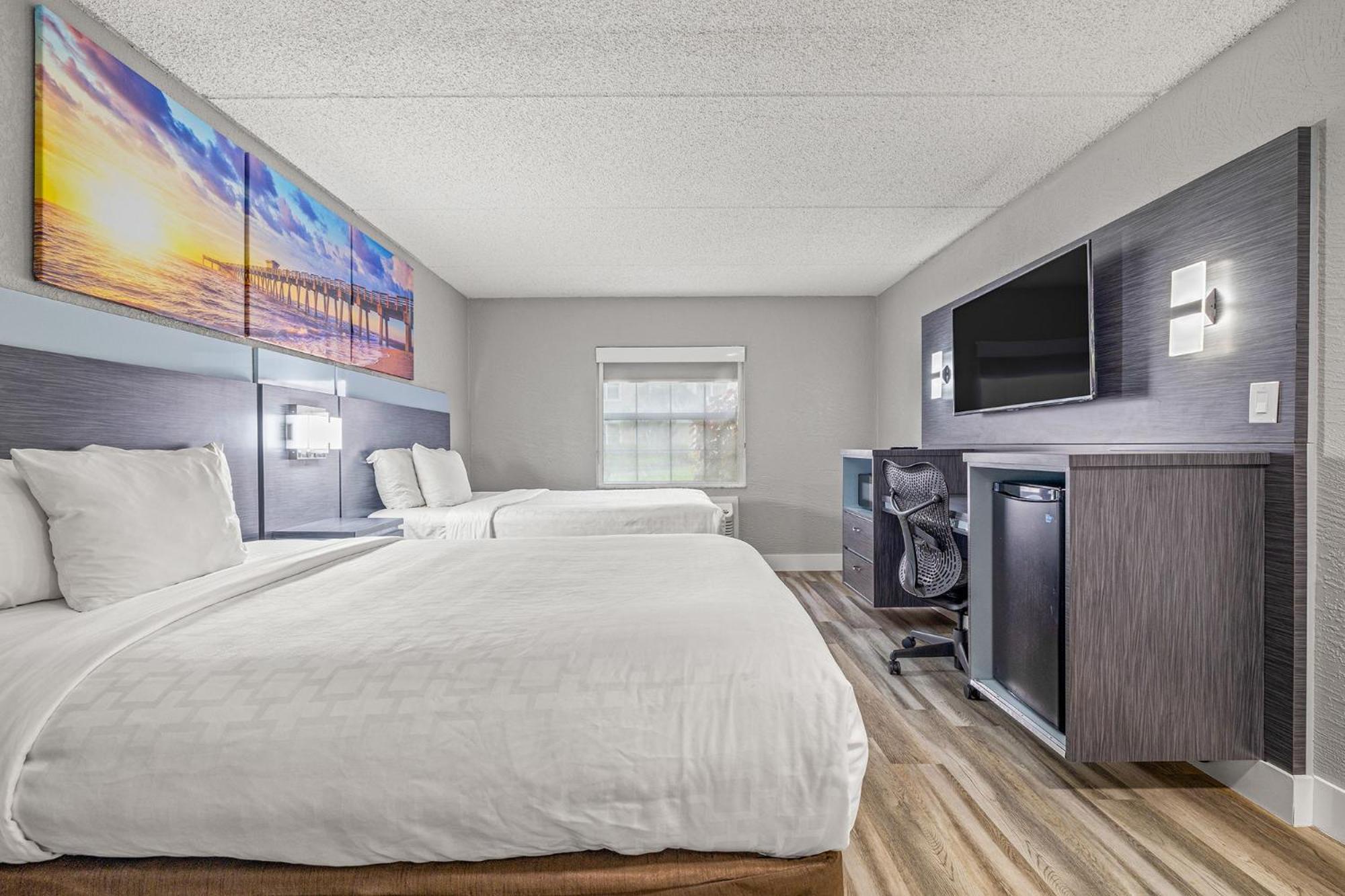 Отель Clarion Pointe Tampa-Brandon Near Fairgrounds And Casino Mango Экстерьер фото