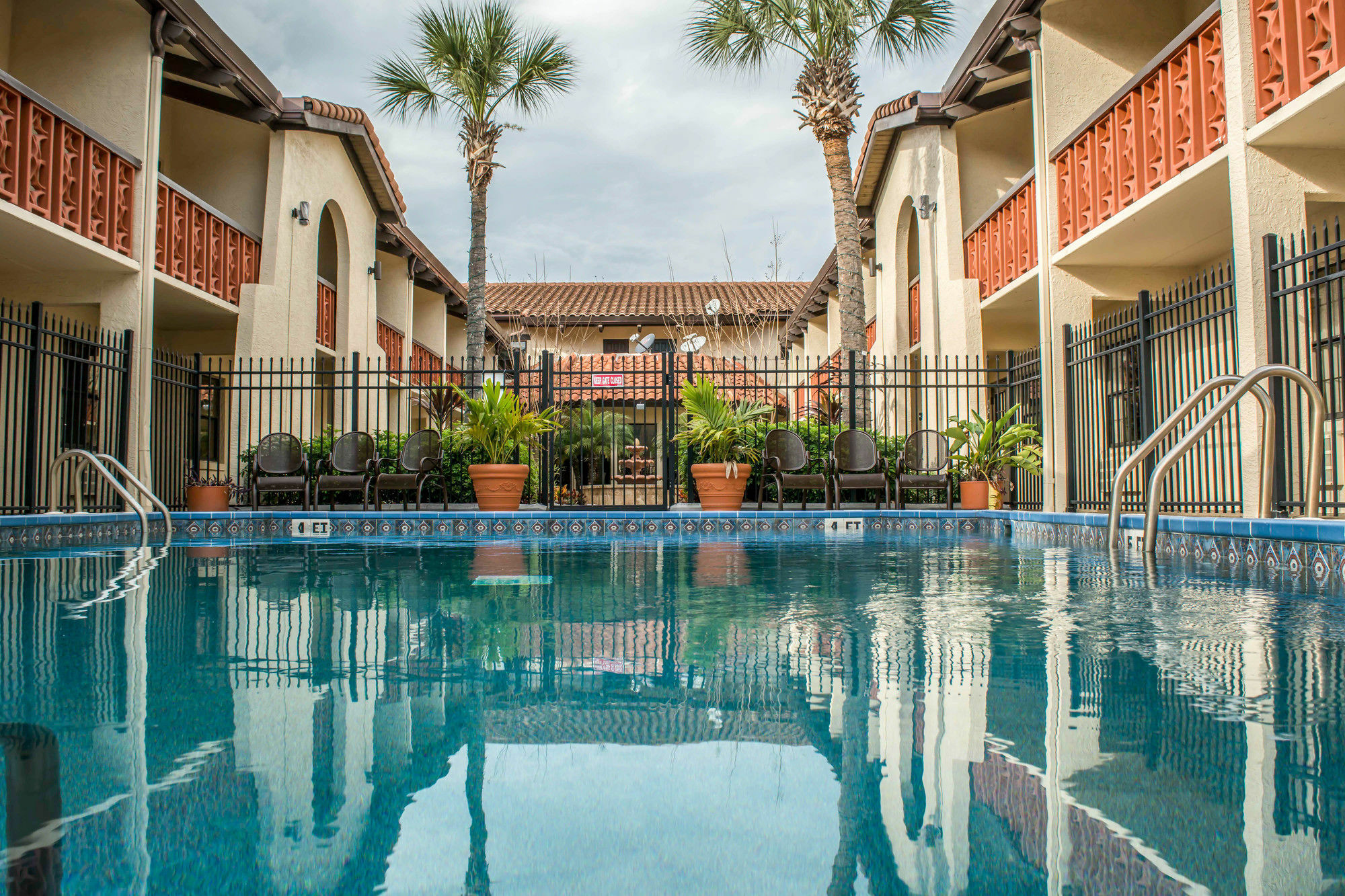 Отель Clarion Pointe Tampa-Brandon Near Fairgrounds And Casino Mango Экстерьер фото